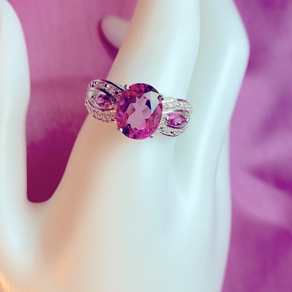 Oval Pink Topaz 3.85ctw. - Picture 8 of 13